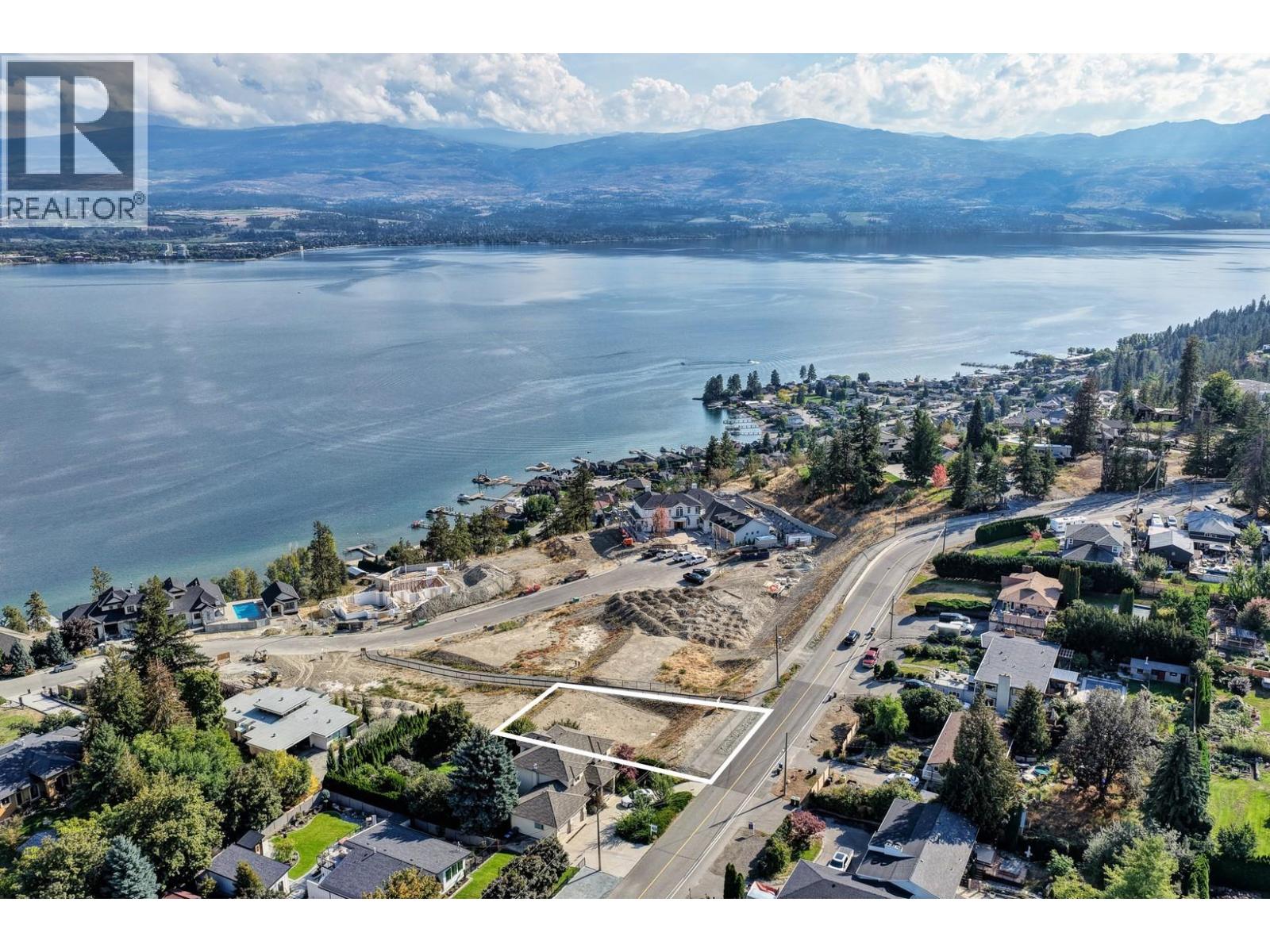 2347 Thacker Drive, West Kelowna
