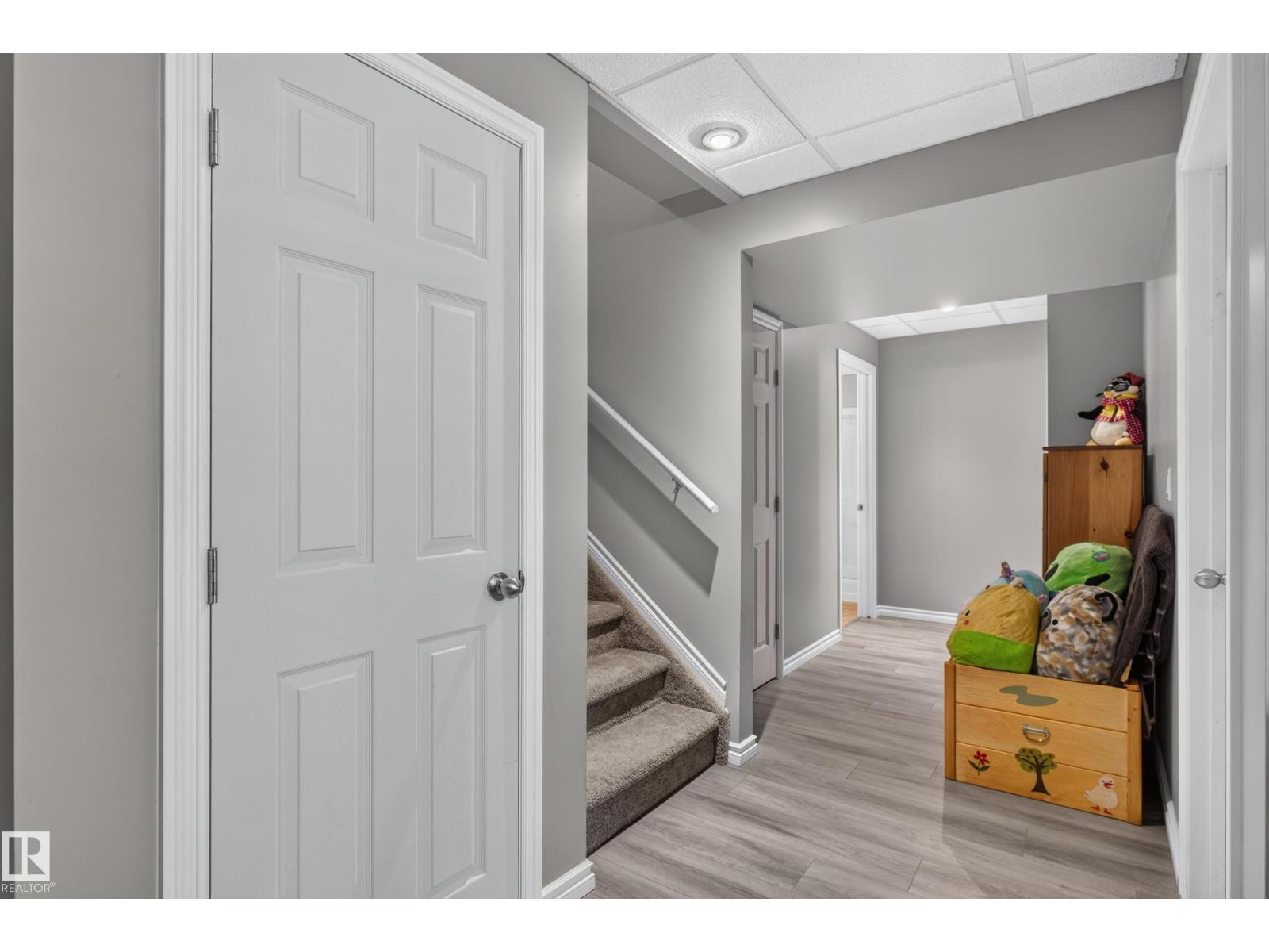 436 Reed Crescent, photo 46