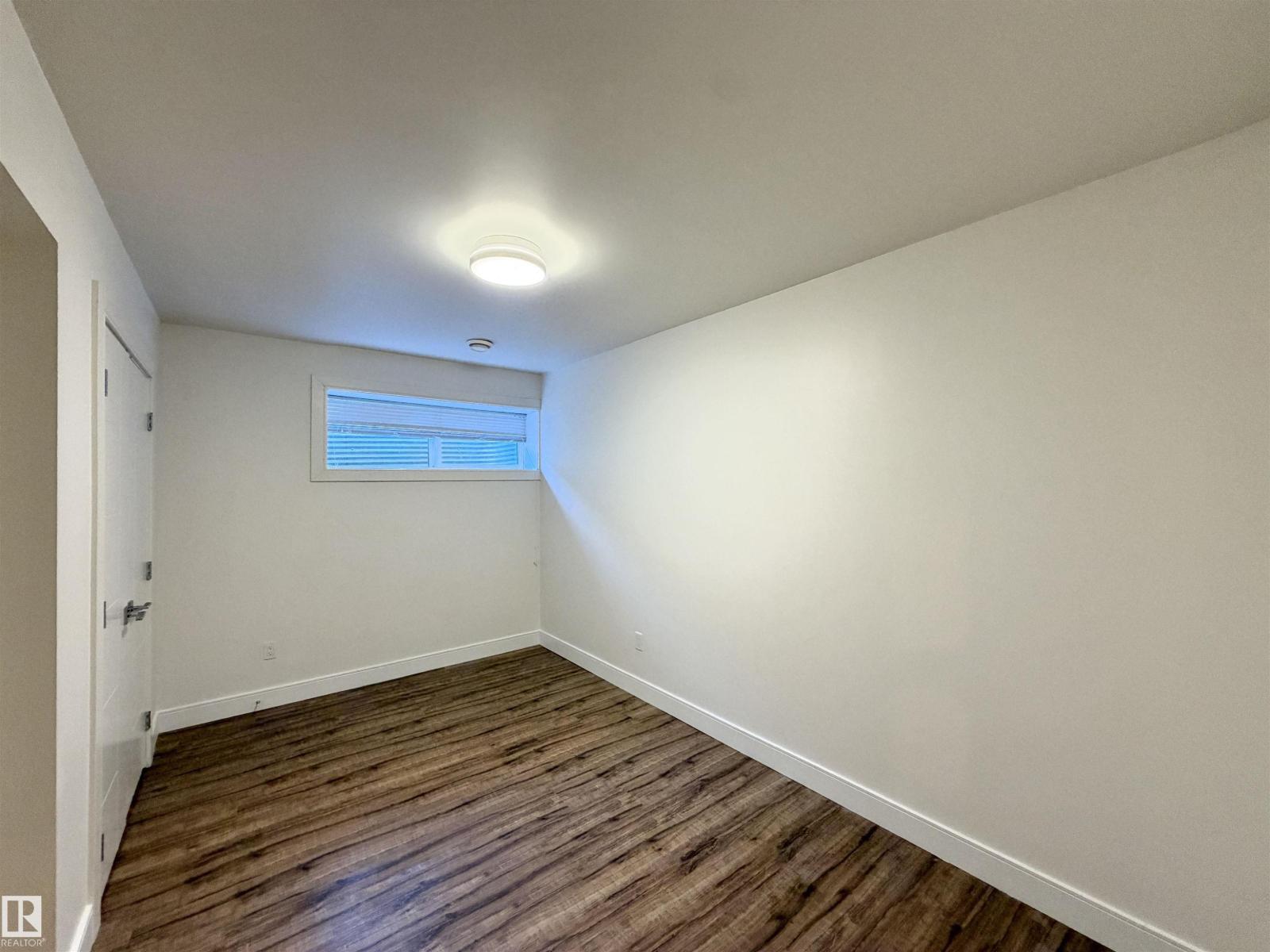 11127 77 AV NW, Edmonton — photo 35