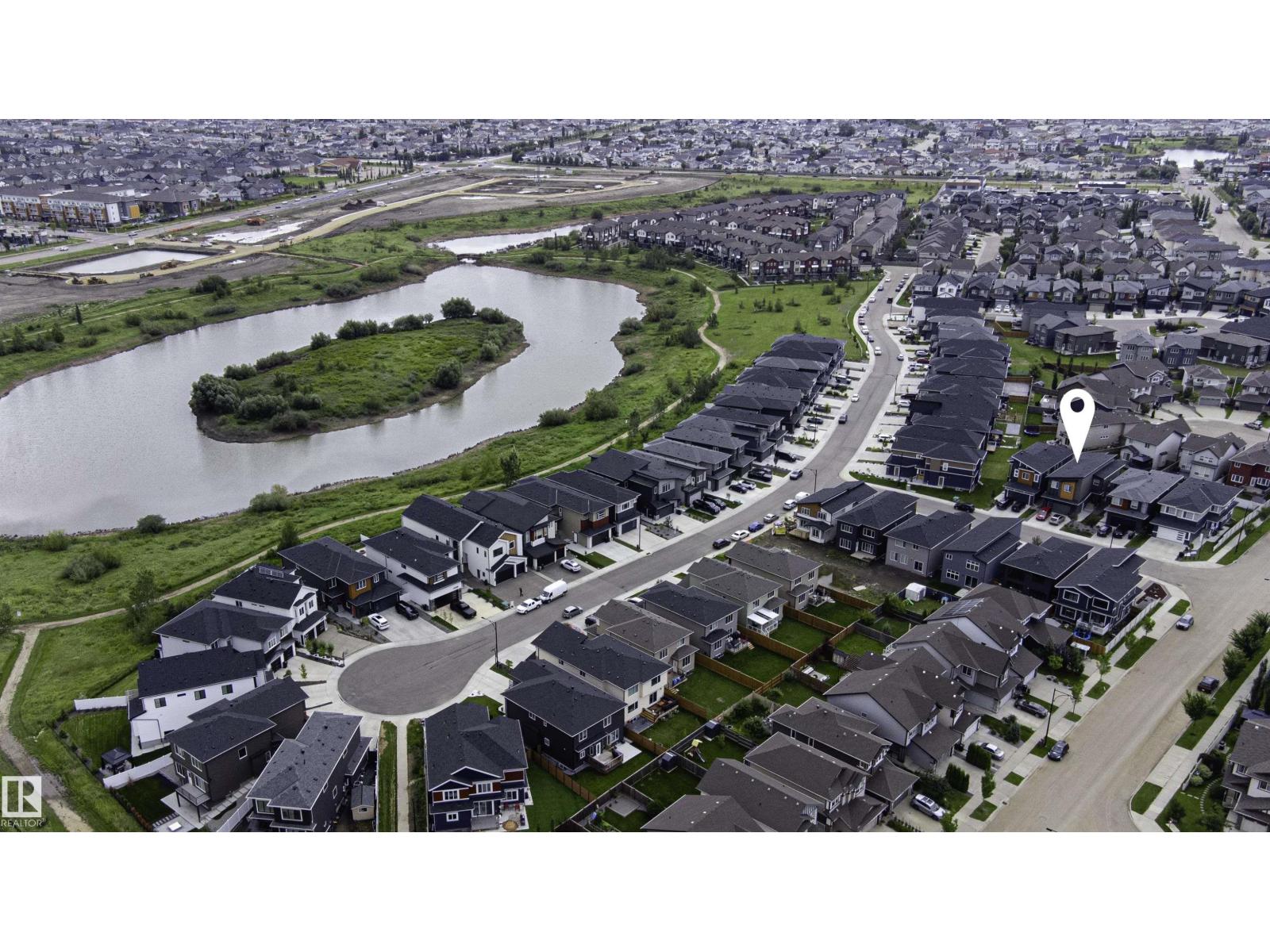 6907 173 AV NW - 2