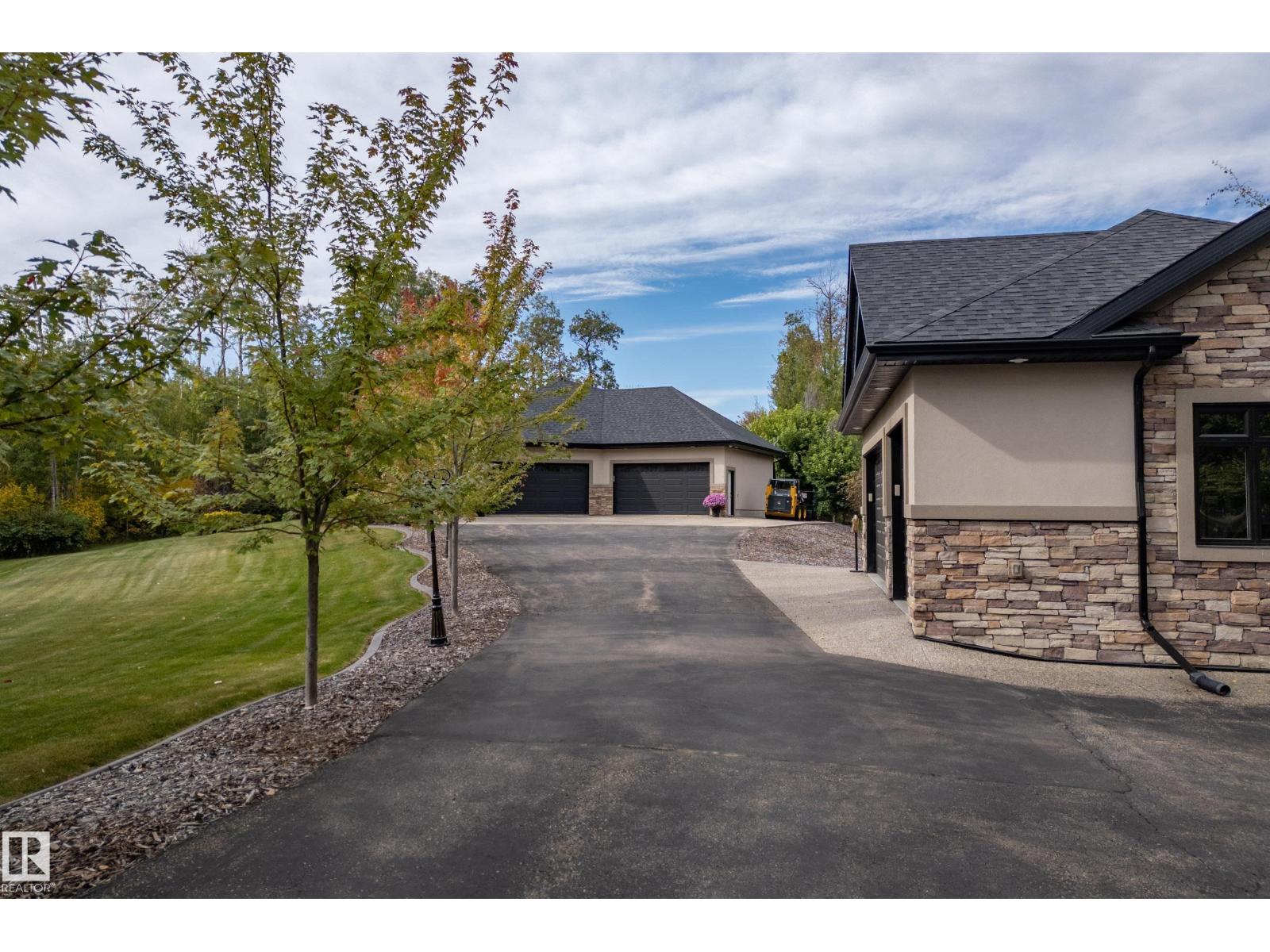 #14 53424 RGE ROAD 274 - 16