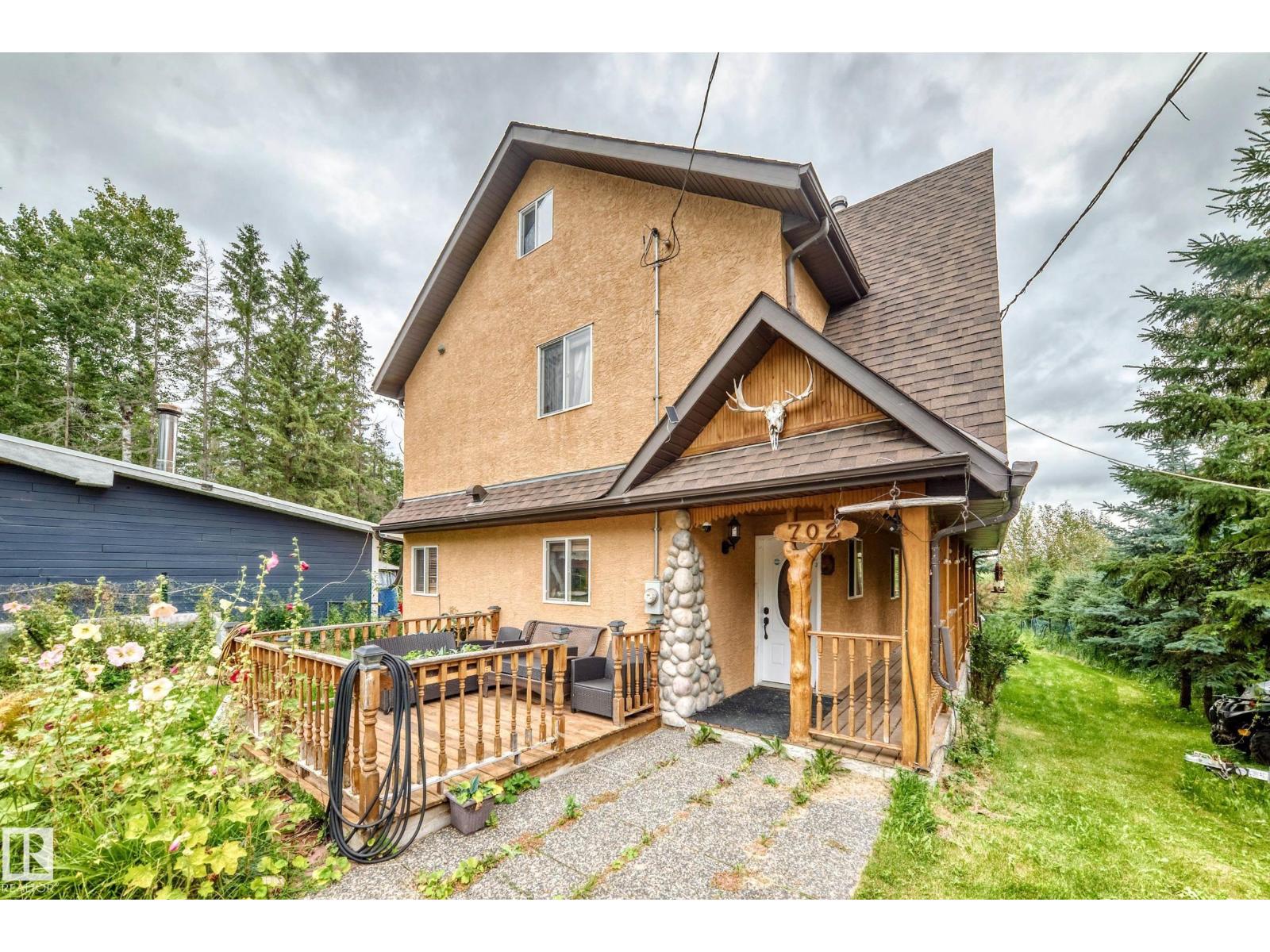 702 BLUE HERON DR - 51