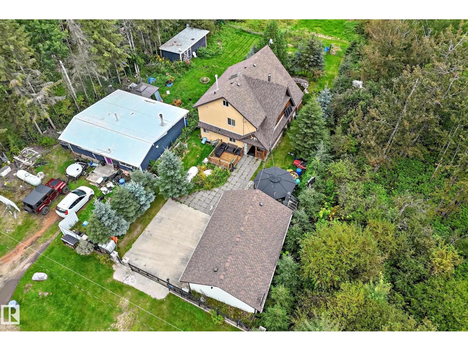 702 BLUE HERON DR - 60