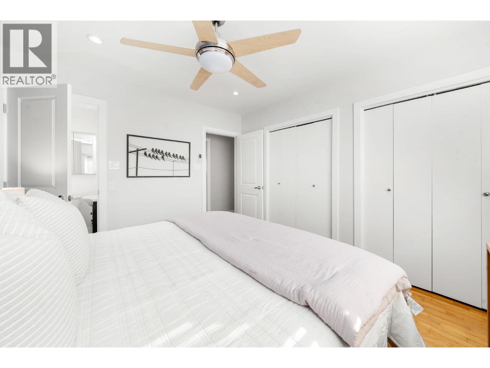 1147 DEEP COVE ROAD, North Vancouver