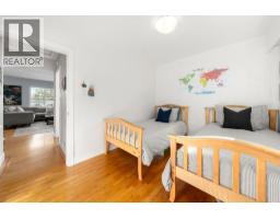 1147 Deep Cove Road, North Vancouver, BC V7G1S4 Photo 19