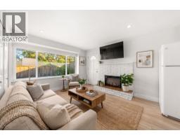 1147 Deep Cove Road, North Vancouver, BC V7G1S4 Photo 28