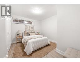 1147 Deep Cove Road, North Vancouver, BC V7G1S4 Photo 33