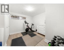 1147 Deep Cove Road, North Vancouver, BC V7G1S4 Photo 34