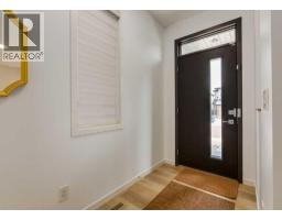 71 Seton Gardens SE - photo 2