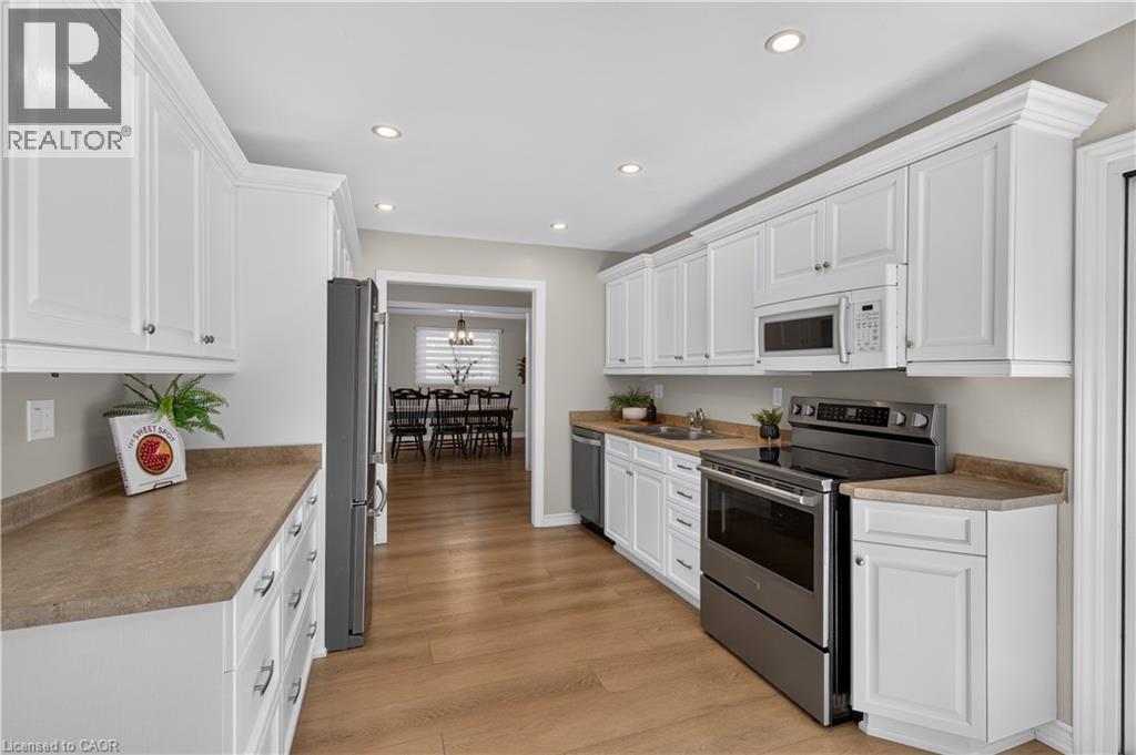 7 FERN Avenue - Image 14