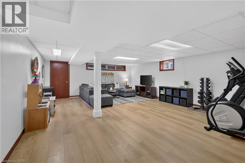7 FERN Avenue - 37