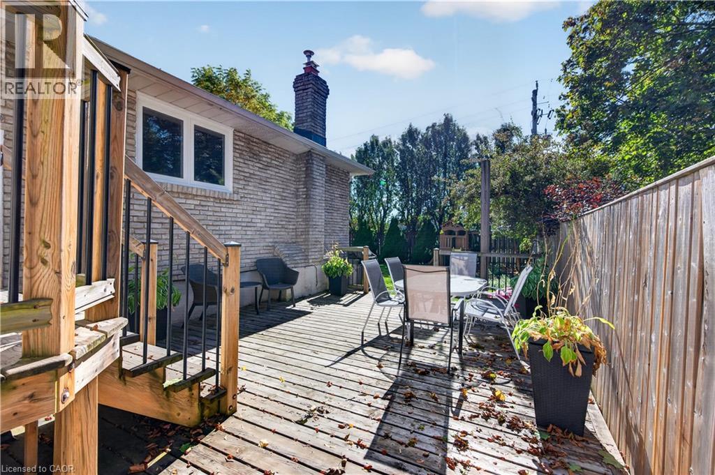 7 FERN Avenue - 44