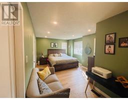 2112 Glenhampton Road, Oakville, ON L6M3X1 Photo 37