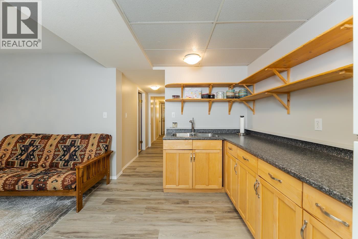 1772 6TH AVENUE - 33