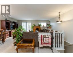 Foyer - 1772 6th Avenue, Prince George, BC V2L3N6 Photo 14