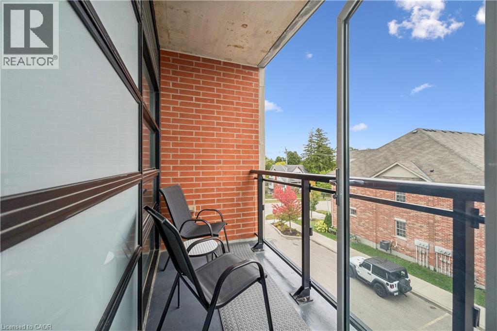 #307 155 ST. LEGER Street - Image 10