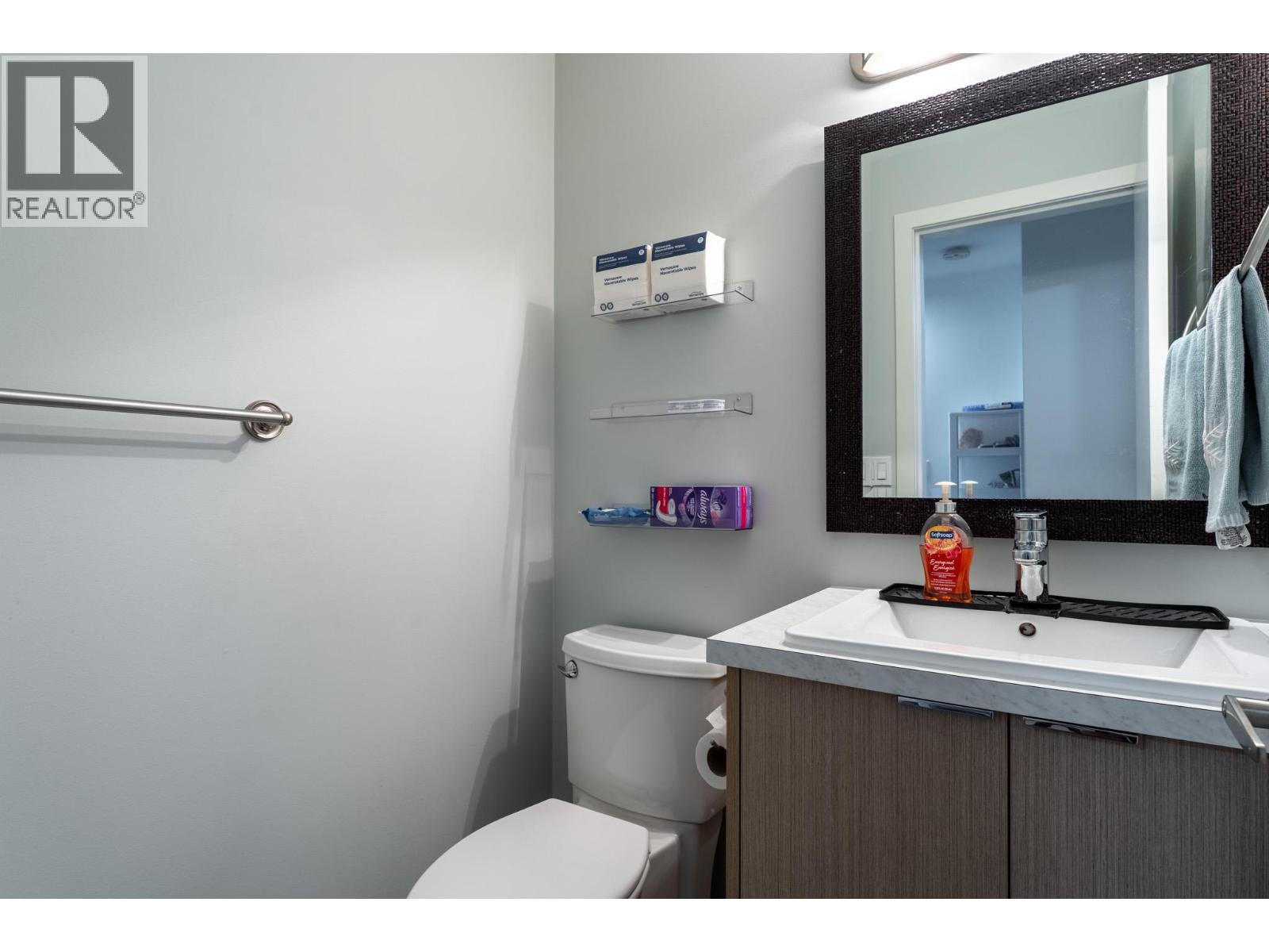 413 3160 De Montreuil Court, Kelowna