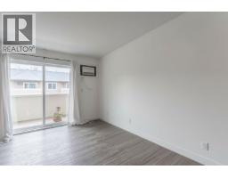 Living room - 3160 De Montreuil Court Unit# 413, Kelowna, BC V1W3W3 Photo 9