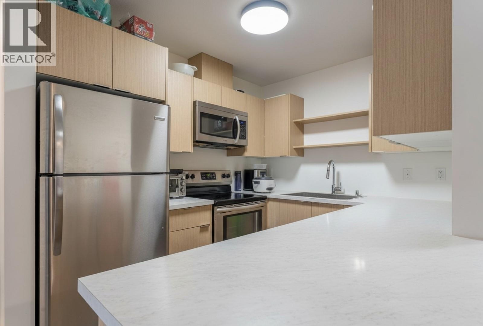 413 3160 De Montreuil Court, Kelowna
