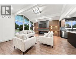 Bedroom - 8304 11 Street Sw, Calgary, AB T2V1N6 Photo 8