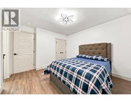 8304 11 Street Sw, Calgary, AB T2V1N6 Photo 17
