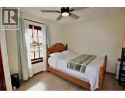 865 Kipling Street, Warfield, BC V1R2A5 Photo 10