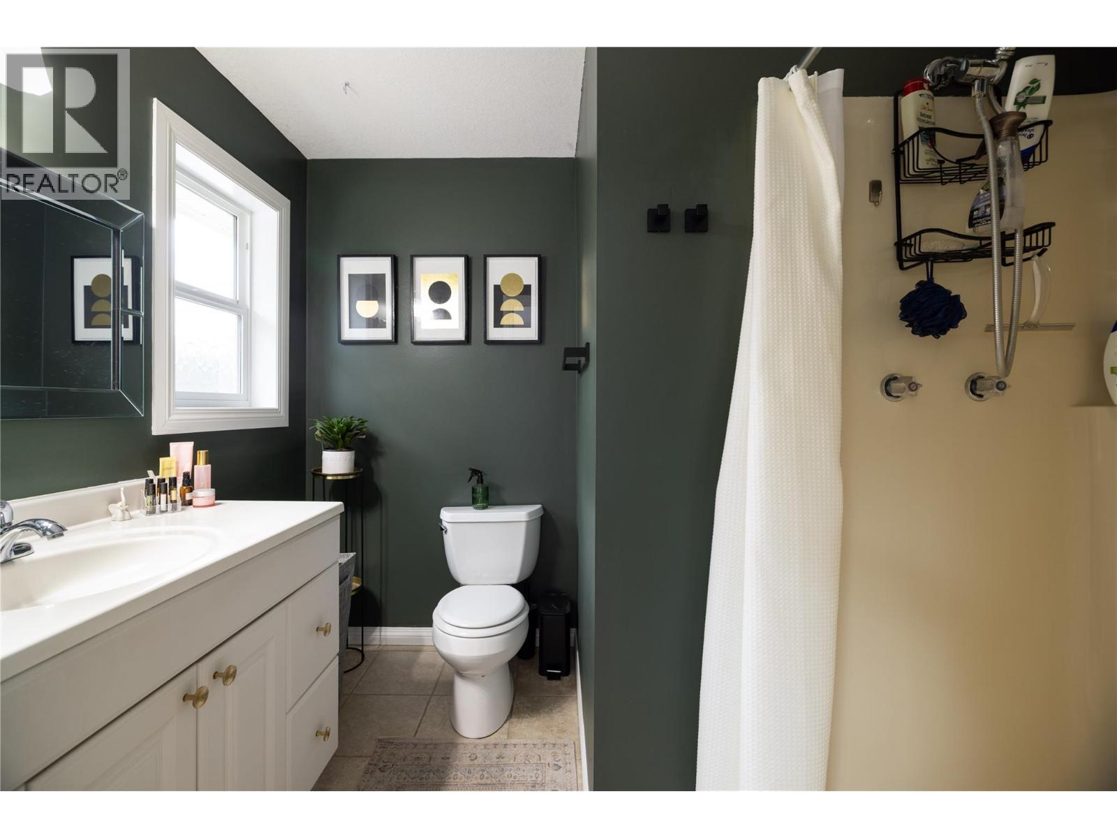 3945 Highland Park Crescent - 23