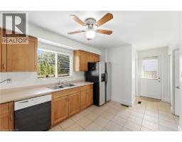23 Heatherdale Place, 10th Line Shore, ON L9C6K7 Photo 12