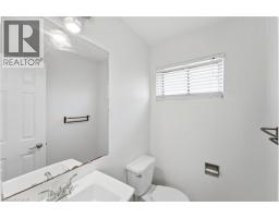 23 Heatherdale Place, 10th Line Shore, ON L9C6K7 Photo 14