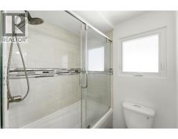 23 Heatherdale Place, 10th Line Shore, ON L9C6K7 Photo 21