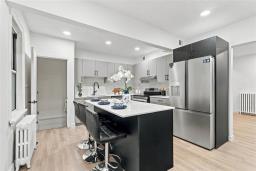 Recreation room - 1150 Mcmillan Avenue, Winnipeg, MB R3M0W1 Photo 6
