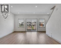 414 Corner Meadows Square NE - photo 2