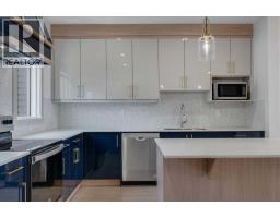 414 Corner Meadows Square NE - photo 10