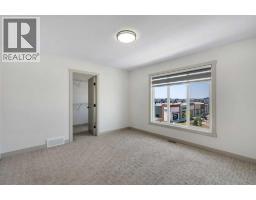 414 Corner Meadows Square NE - photo 14
