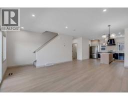 414 Corner Meadows Square NE - photo 5