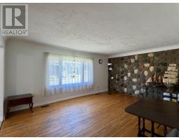 135 Dieppe Ave, Elliot Lake, ON P5A1H6 Photo 8