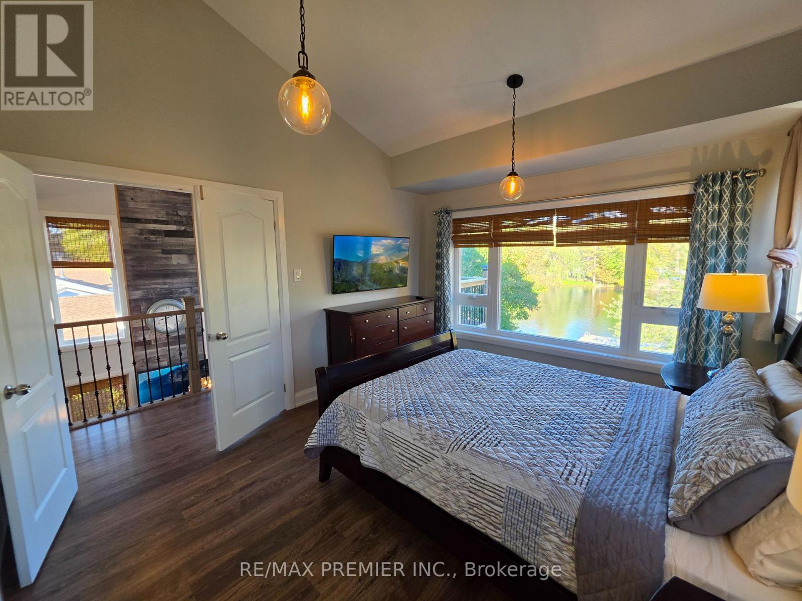1651 Peninsula Point Road, Severn, ON photo 30