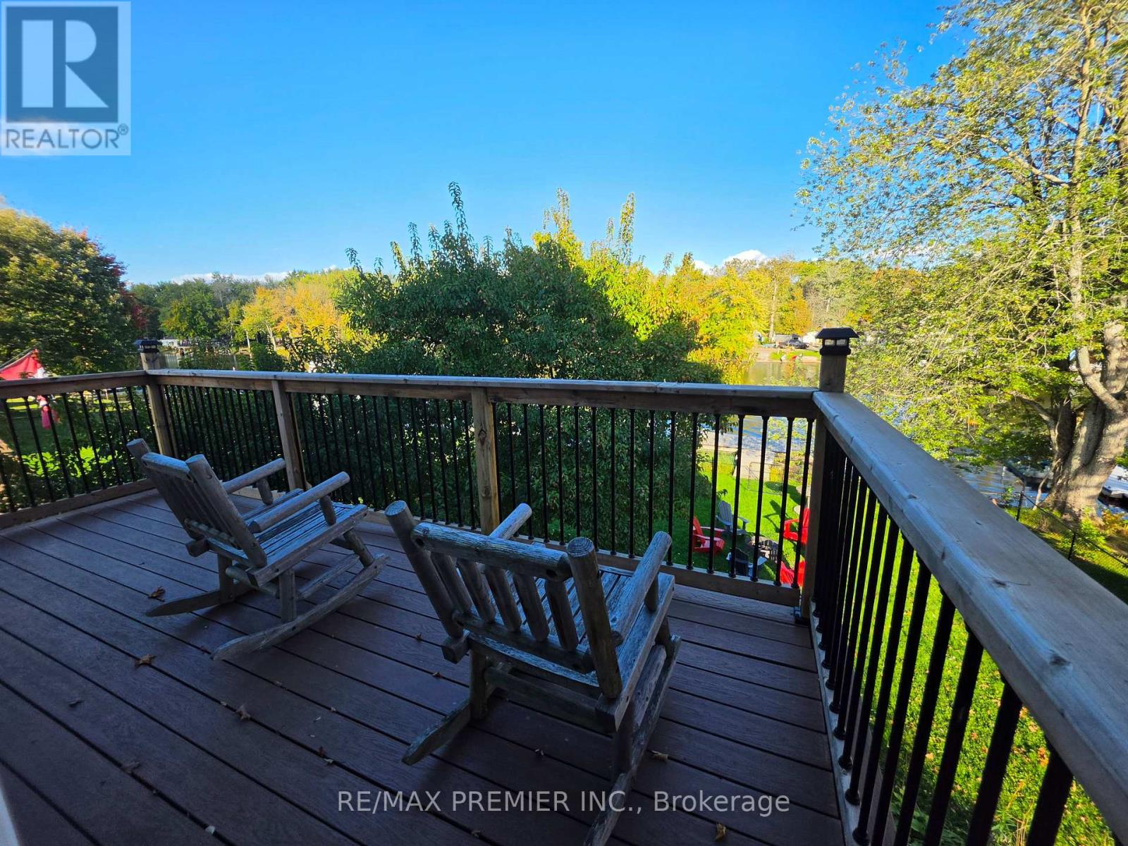 1651 Peninsula Point Road, Severn, ON photo 25