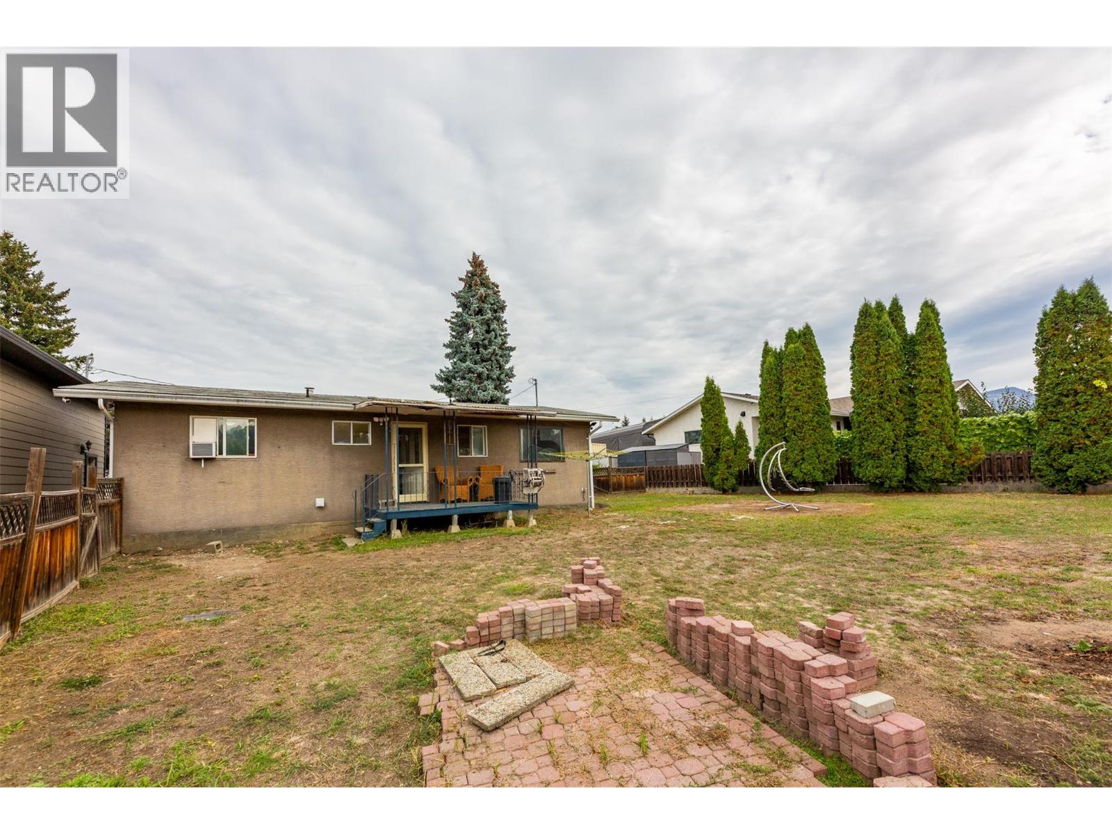1495 Cornwall Road, Kelowna