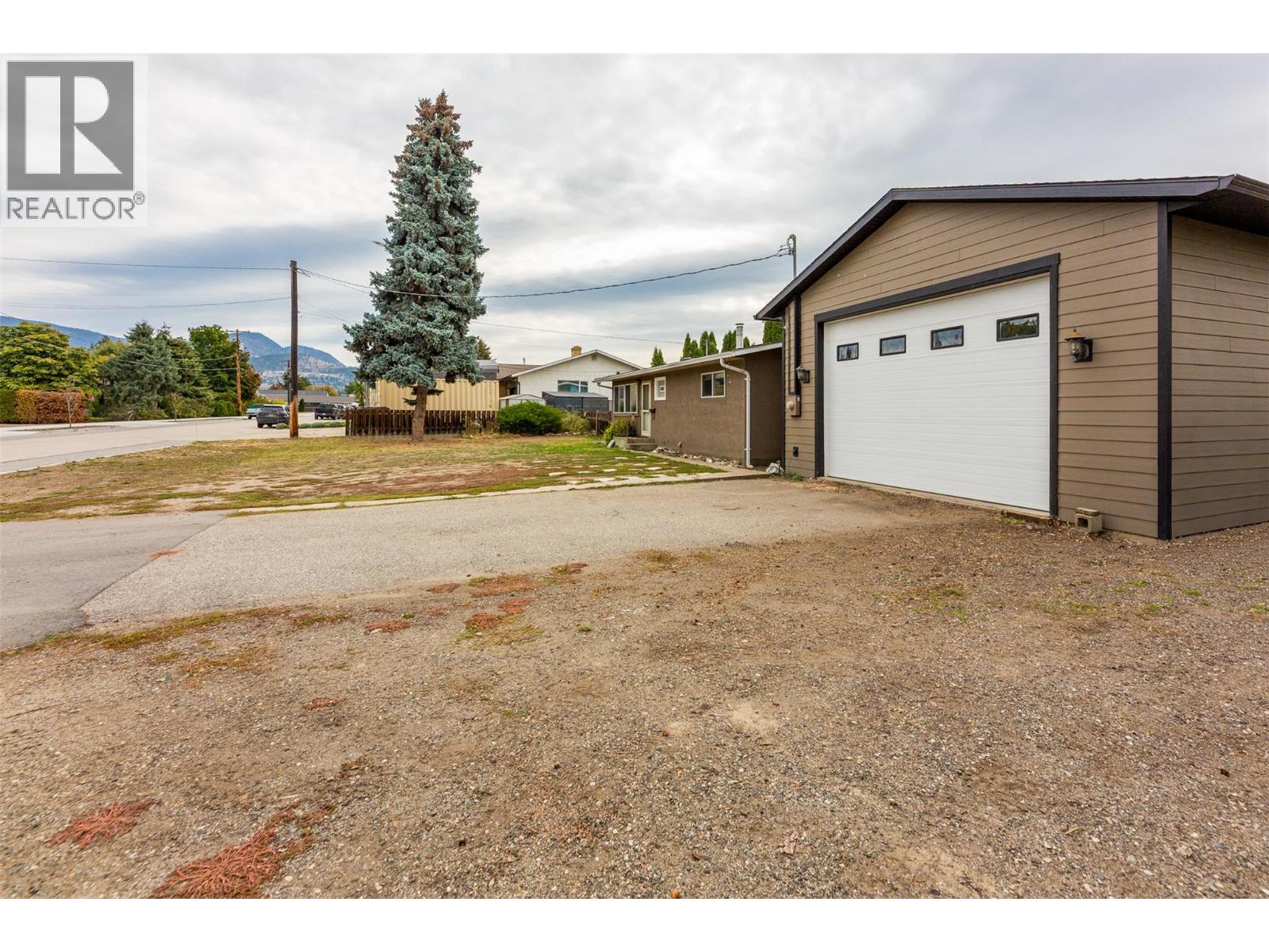 1495 Cornwall Road, Kelowna