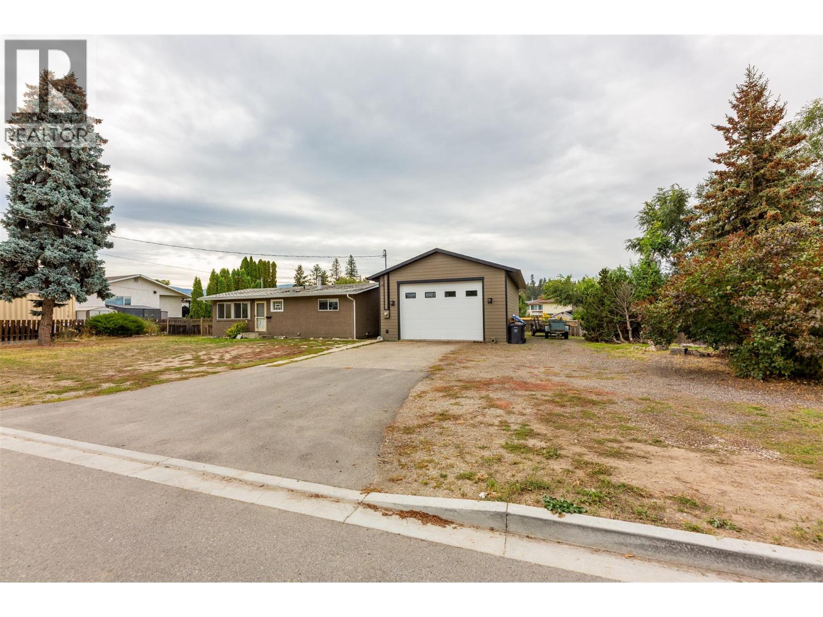 1495 Cornwall Road, Kelowna