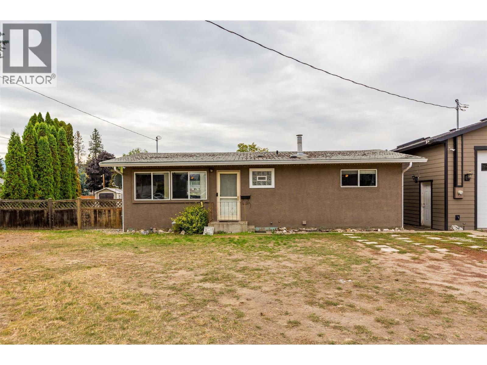 1495 Cornwall Road, Kelowna