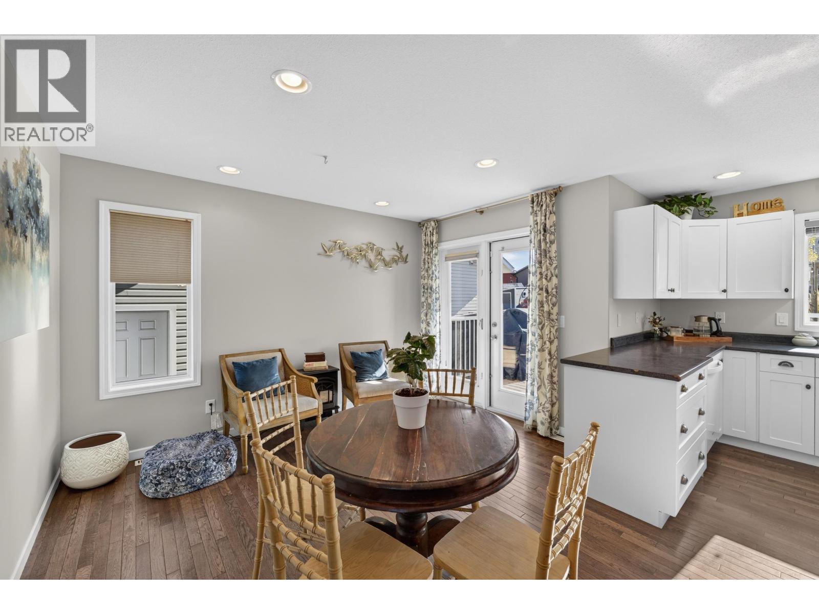 8715 114 AVENUE - 8