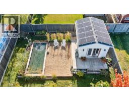 8715 114 Avenue, Fort St  John, BC V1J0C3 Photo 33