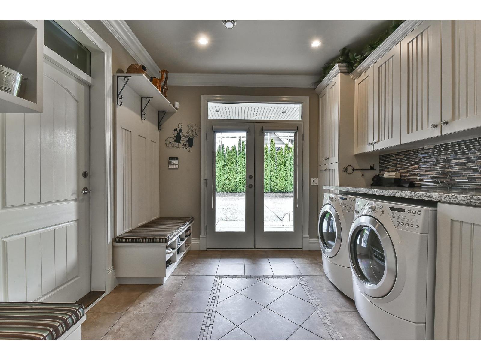 4 Bed, 4 Bath House for Sale in Surrey – 13438 24 AVENUE, Surrey – MLS# R3173080 - Image 41