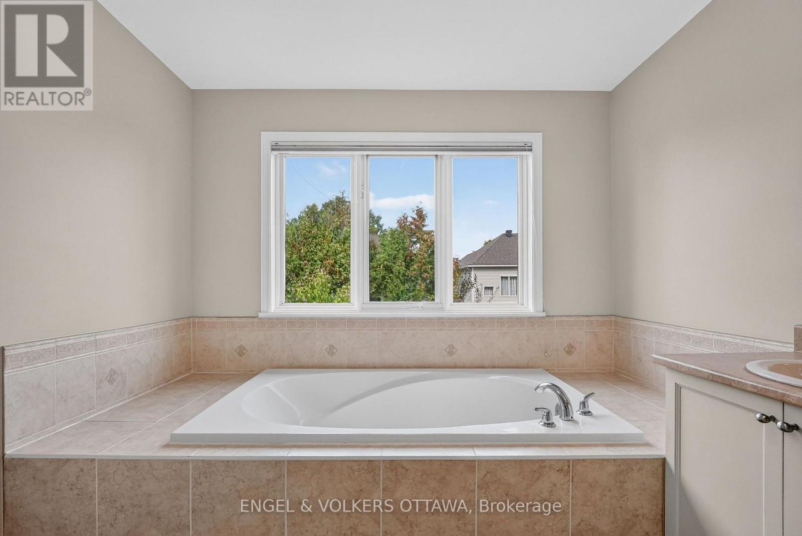 3759 TWIN FALLS PLACE - Image 25