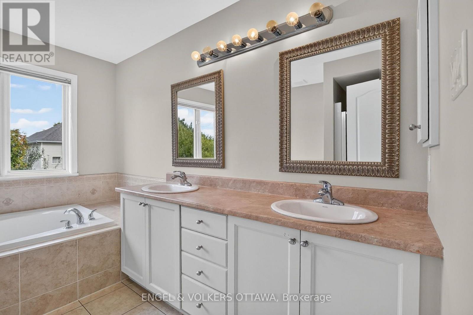 3759 TWIN FALLS PLACE - 26