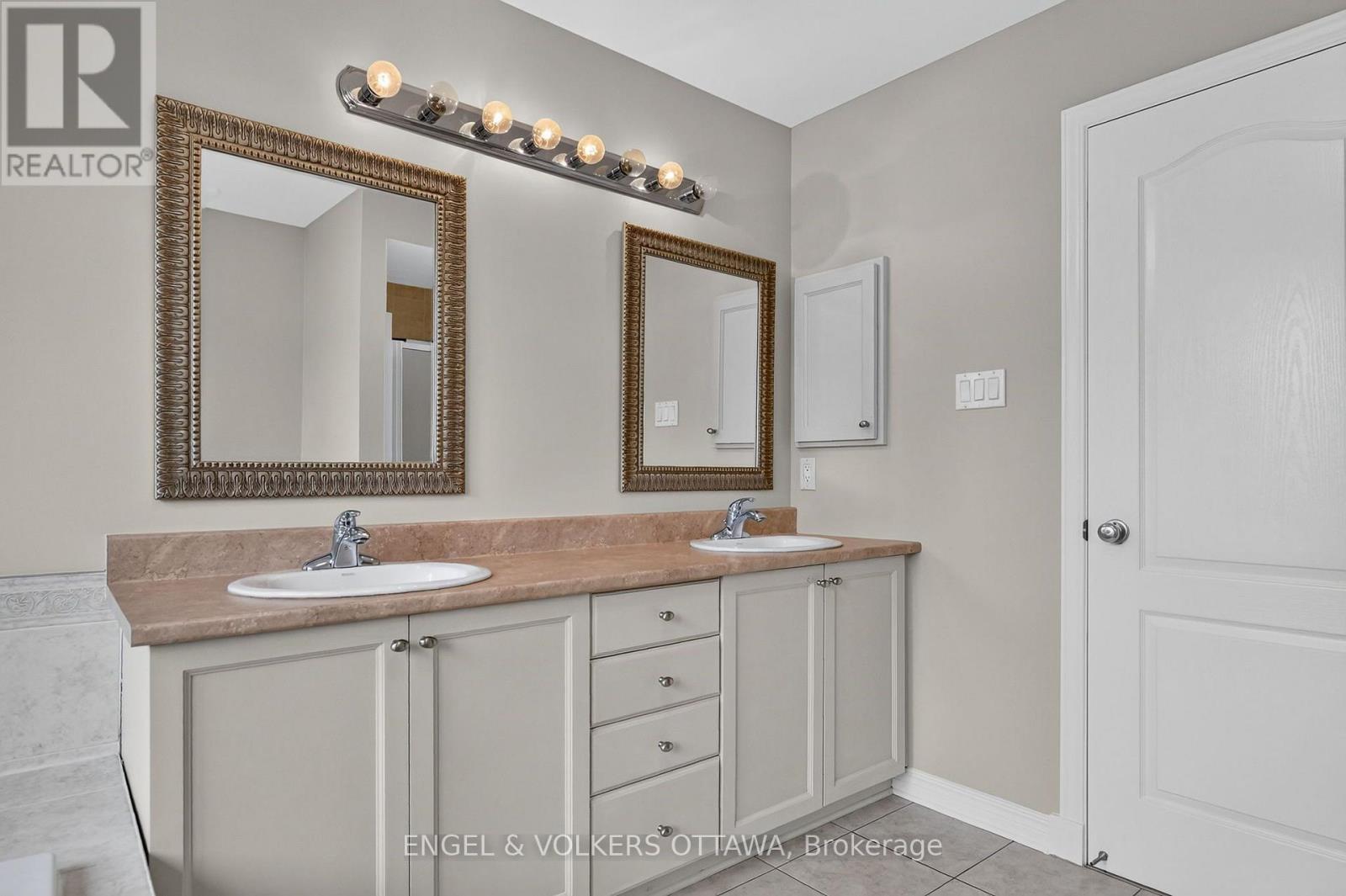 3759 TWIN FALLS PLACE - Image 27