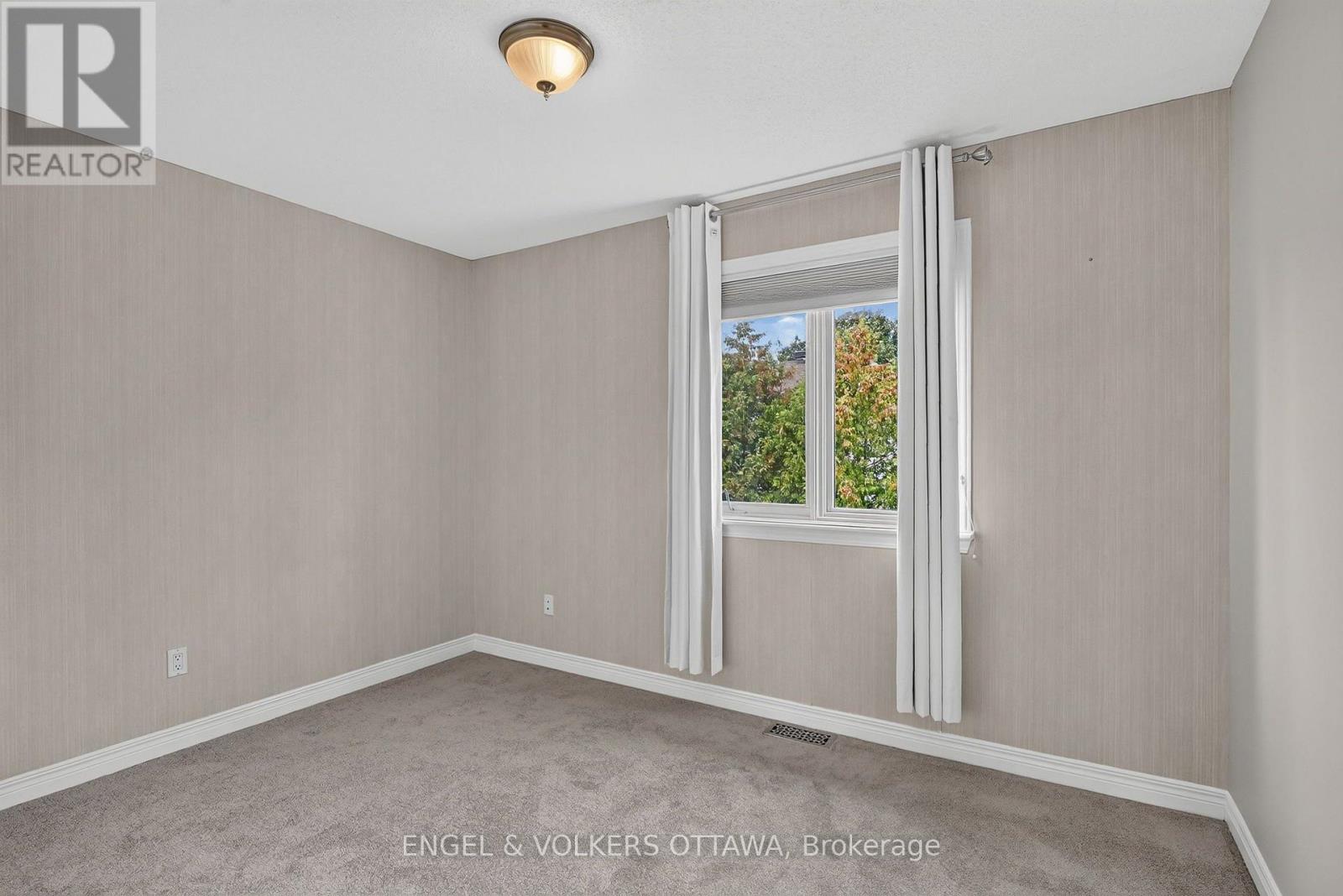 3759 TWIN FALLS PLACE - Image 31