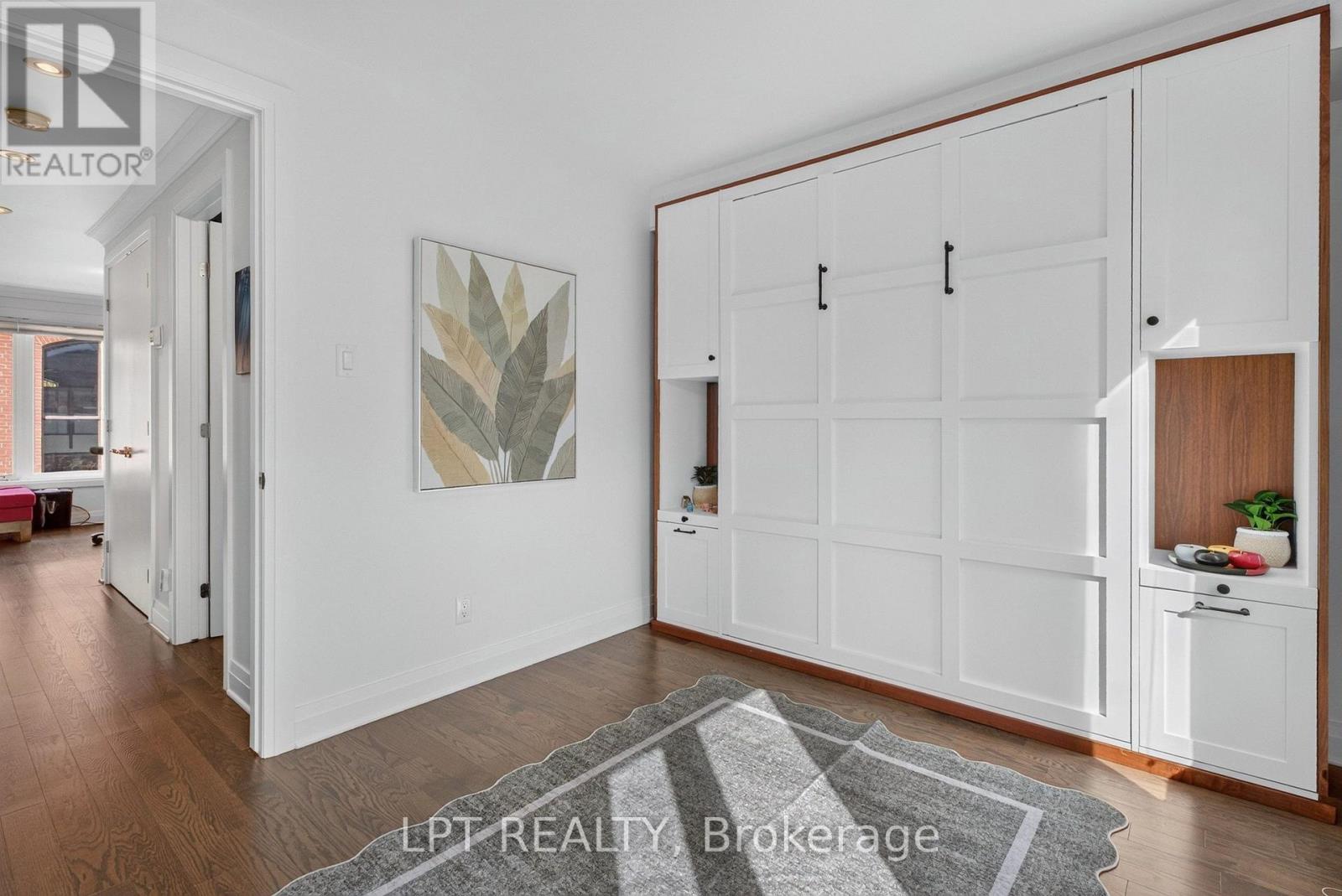 348 RAVENHILL AVENUE E - Image 23